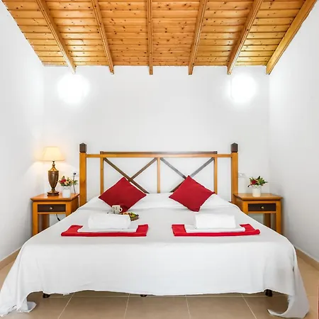 101 Bright With Pool View 公寓 Playa Feñabe