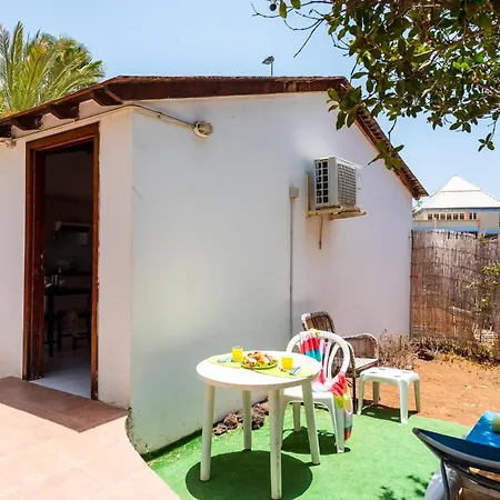 101 Bright With Pool View * Playa Feñabe