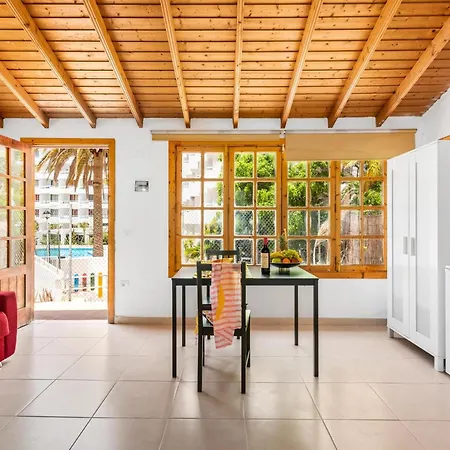 101 Bright With Pool View *