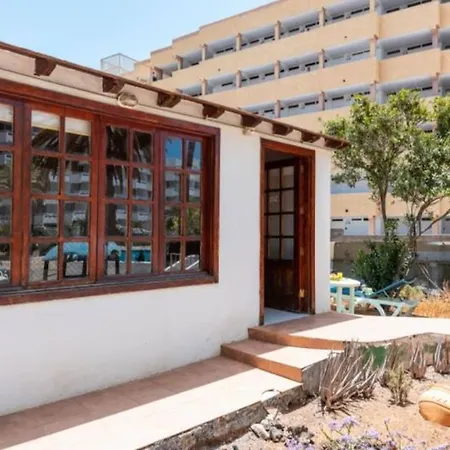 101 Bright With Pool View דירה